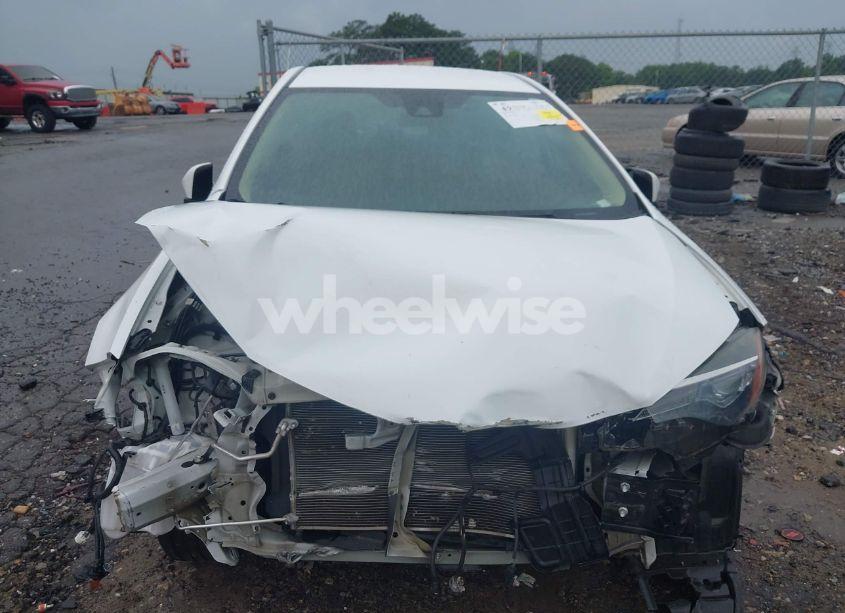 Photo 12 of 2017 Toyota Corolla L/LE/SE/SE SPECIAL EDITION/XLE/XSE (VIN 5YFBURHE0HP729554)