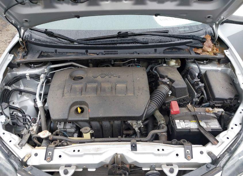 Photo 10 of 2017 Toyota Corolla SE (VIN 5YFBURHE0HP735726)