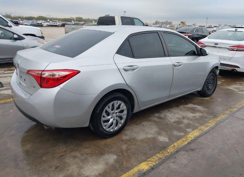 Photo 4 of 2017 Toyota Corolla LE (VIN 5YFBURHE0HP737735)