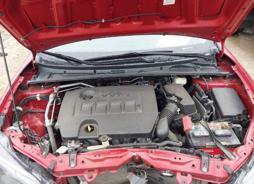 Photo 10 of 2018 Toyota Corolla LE (VIN 5YFBURHE0JP756629)