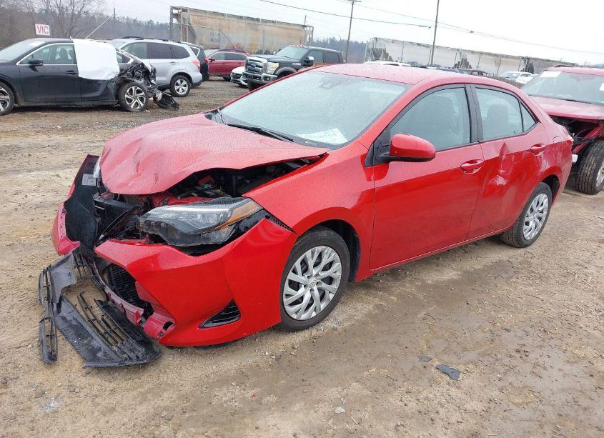 Photo 2 of 2018 Toyota Corolla LE (VIN 5YFBURHE0JP756629)