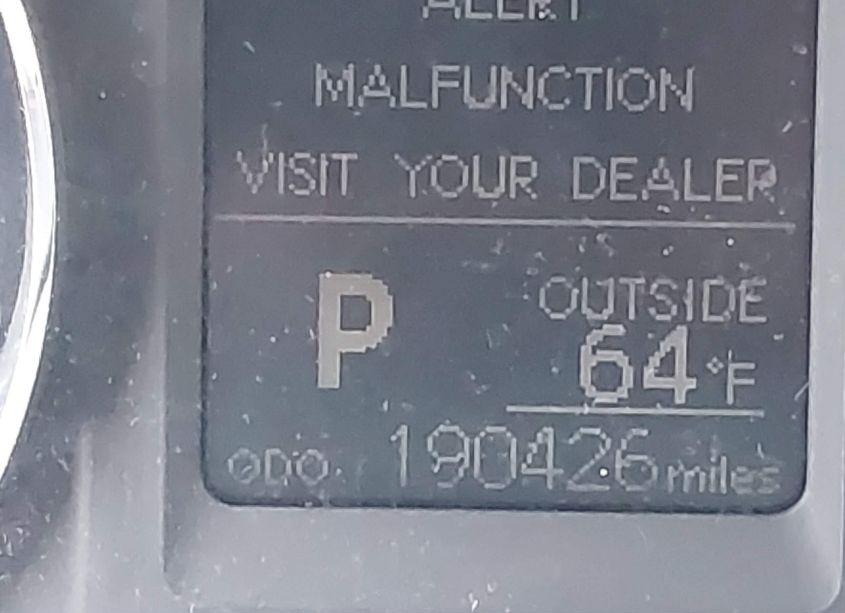 Photo 15 of 2018 Toyota Corolla L (VIN 5YFBURHE0JP765248)