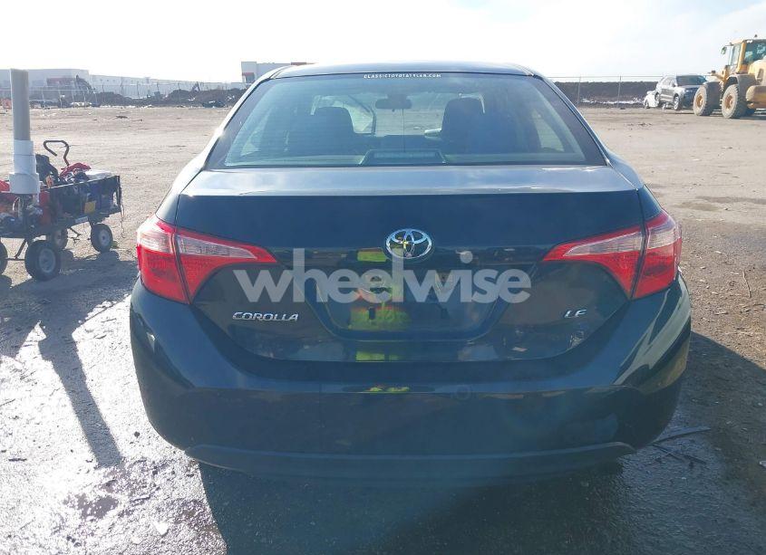 Photo 17 of 2018 Toyota Corolla LE (VIN 5YFBURHE0JP768330)