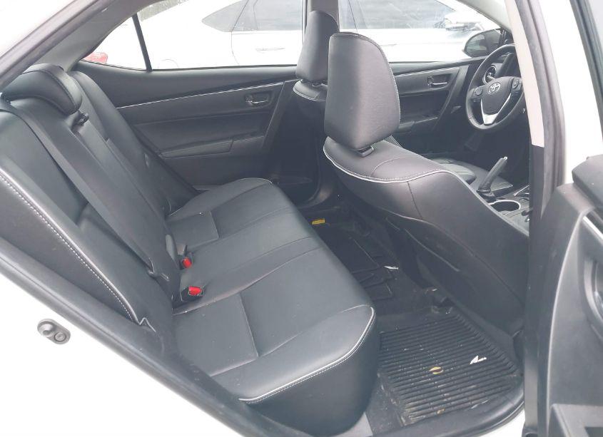 Photo 8 of 2018 Toyota Corolla XLE (VIN 5YFBURHE0JP768750)