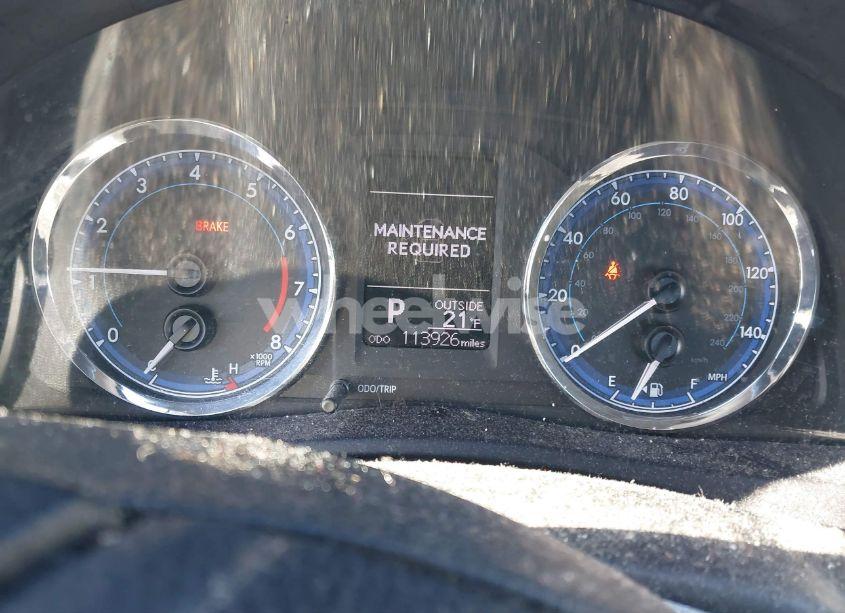 Photo 7 of 2018 Toyota Corolla LE (VIN 5YFBURHE0JP792031)