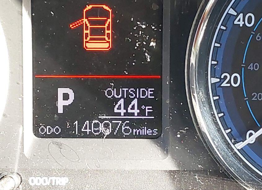 Photo 15 of 2018 Toyota Corolla LE (VIN 5YFBURHE0JP807336)