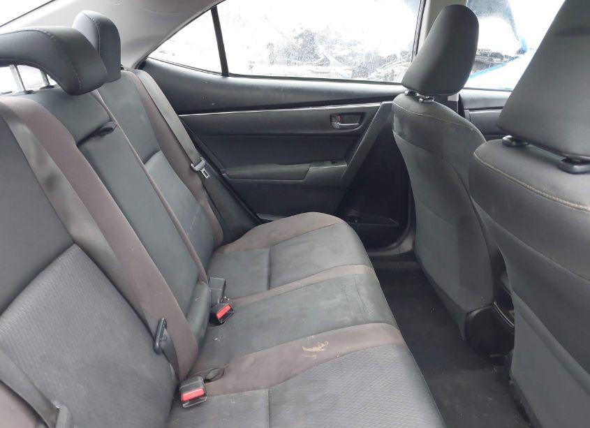 Photo 8 of 2018 Toyota Corolla LE (VIN 5YFBURHE0JP852230)