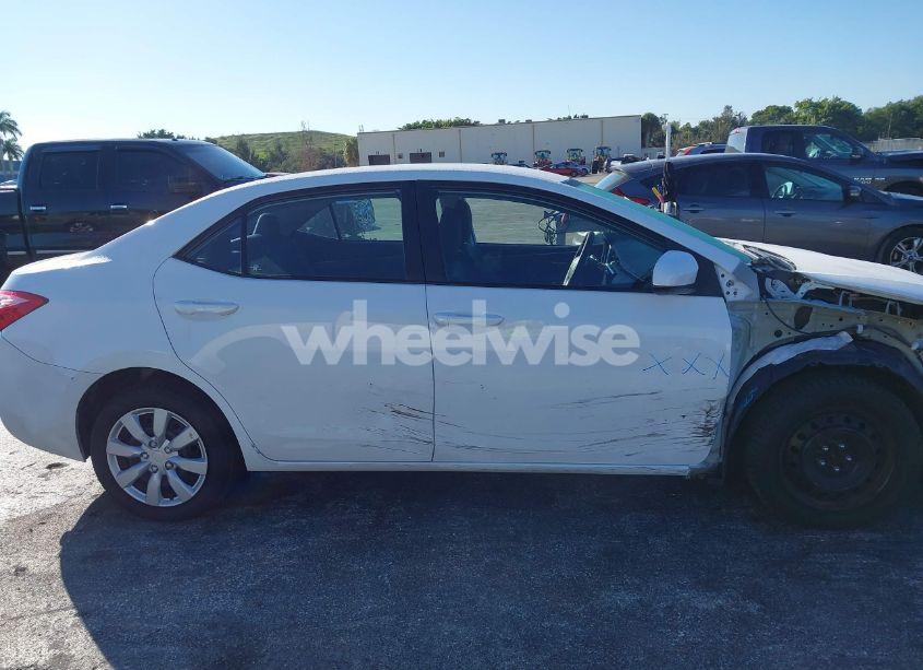 Photo 14 of 2019 Toyota Corolla LE (VIN 5YFBURHE0KP866923)