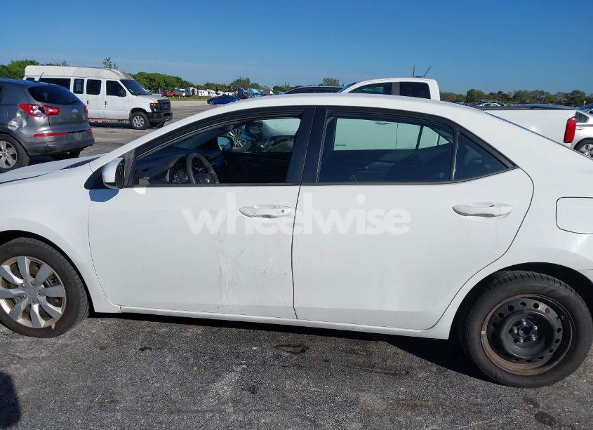 Photo 15 of 2019 Toyota Corolla LE (VIN 5YFBURHE0KP866923)