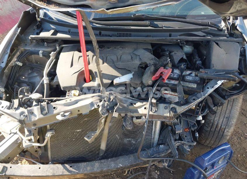 Photo 10 of 2019 Toyota Corolla LE (VIN 5YFBURHE0KP875590)