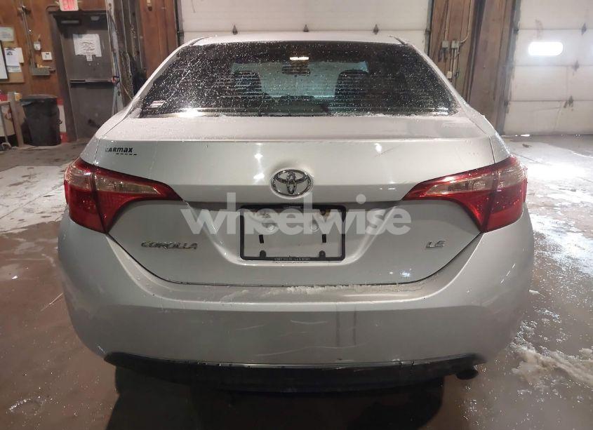 Photo 16 of 2019 Toyota Corolla LE (VIN 5YFBURHE0KP877341)