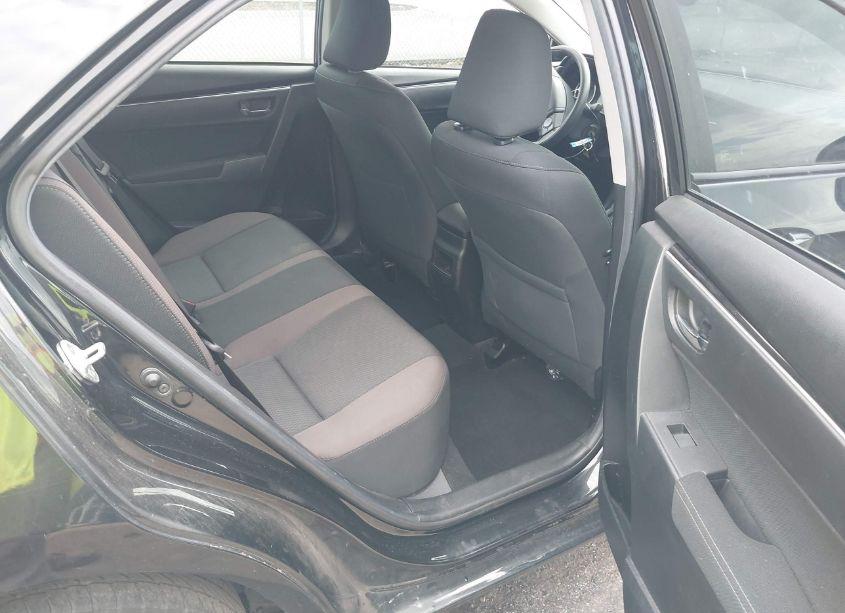 Photo 8 of 2019 Toyota Corolla LE (VIN 5YFBURHE0KP879395)