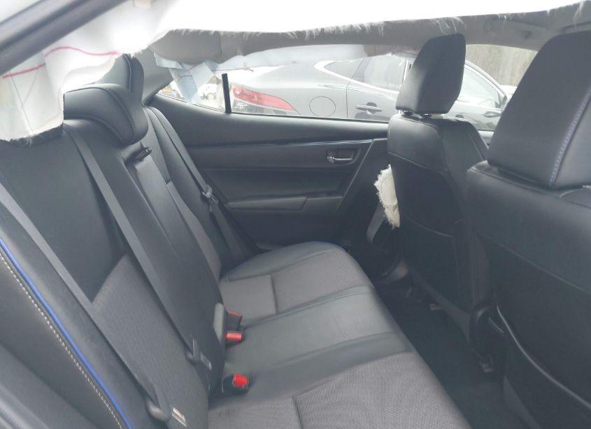 Photo 8 of 2019 Toyota Corolla SE (VIN 5YFBURHE0KP881051)