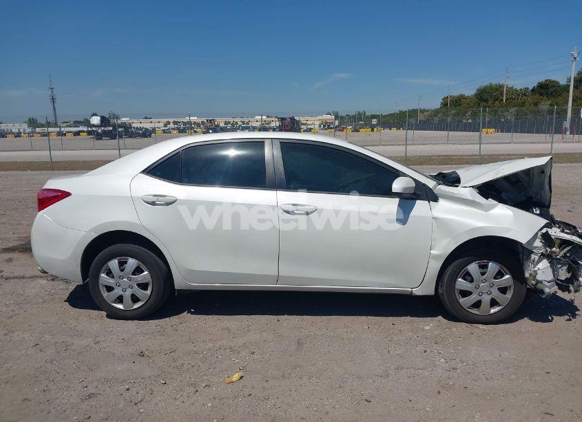 Photo 14 of 2019 Toyota Corolla LE (VIN 5YFBURHE0KP882524)