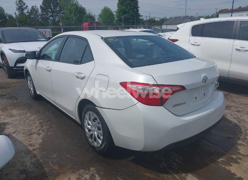 Photo 14 of 2019 Toyota Corolla LE (VIN 5YFBURHE0KP895824)