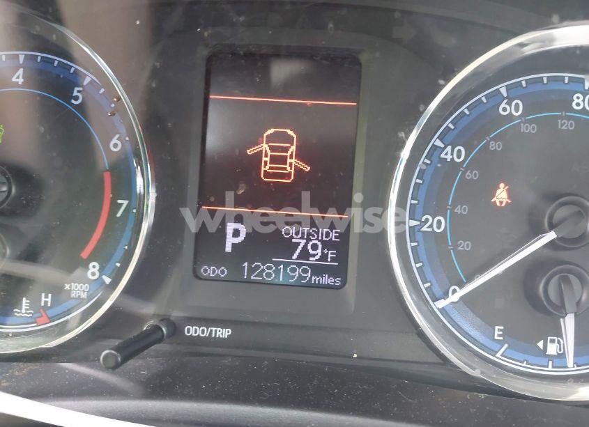 Photo 15 of 2019 Toyota Corolla LE (VIN 5YFBURHE0KP895824)