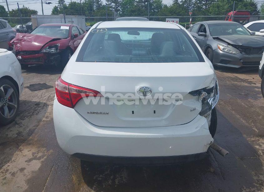 Photo 16 of 2019 Toyota Corolla LE (VIN 5YFBURHE0KP895824)