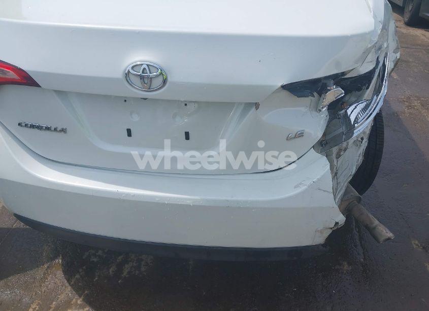 Photo 17 of 2019 Toyota Corolla LE (VIN 5YFBURHE0KP895824)