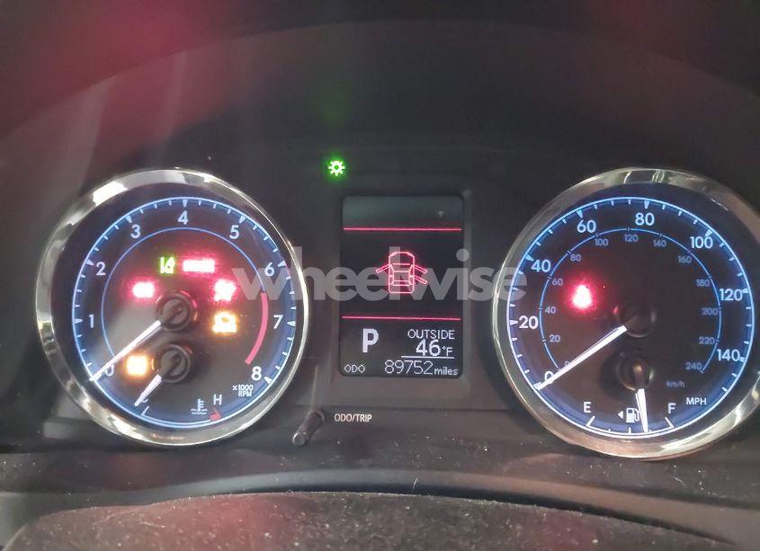 Photo 15 of 2019 Toyota Corolla LE (VIN 5YFBURHE0KP899744)