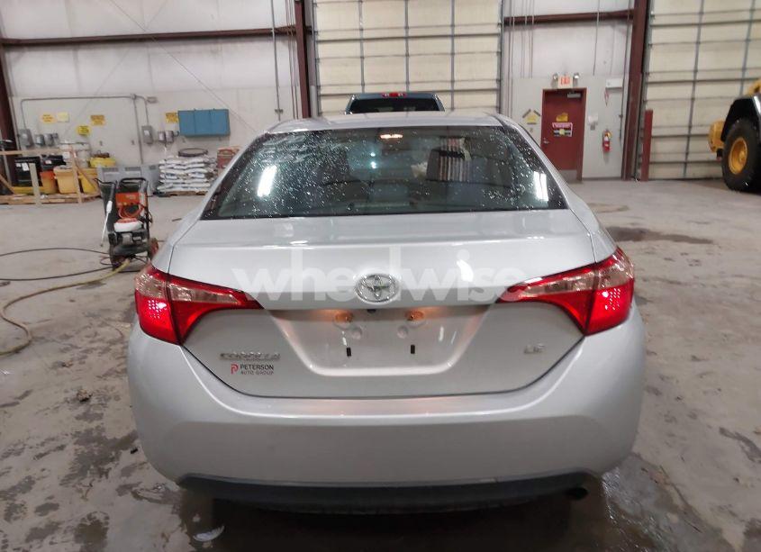Photo 16 of 2019 Toyota Corolla LE (VIN 5YFBURHE0KP899744)