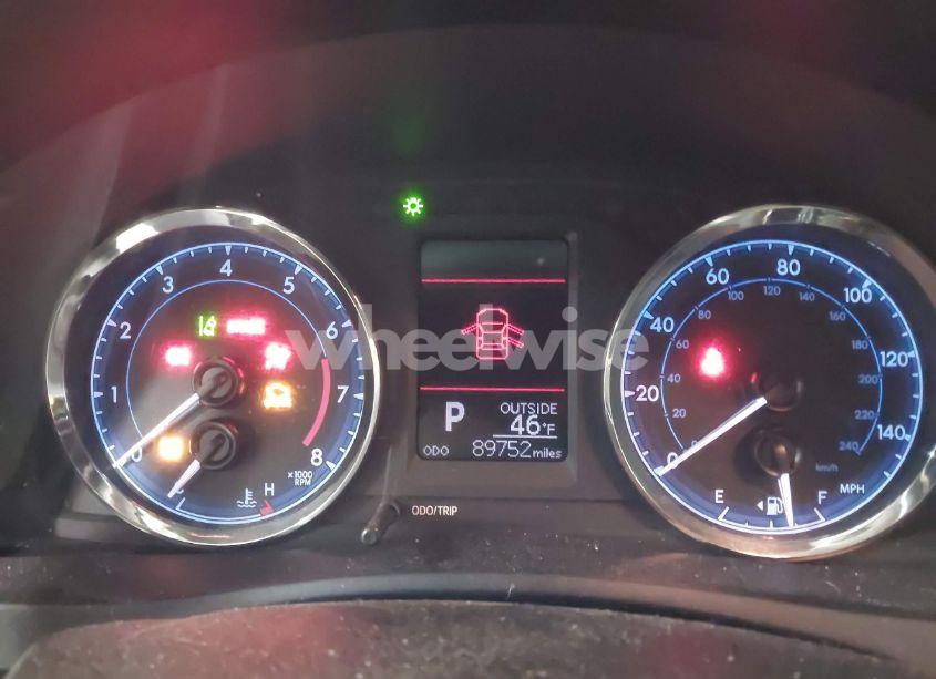 Photo 7 of 2019 Toyota Corolla LE (VIN 5YFBURHE0KP899744)