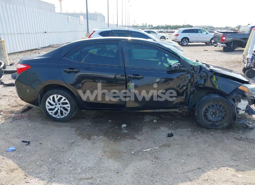 Photo 14 of 2019 Toyota Corolla LE (VIN 5YFBURHE0KP913688)