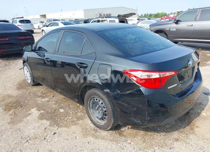 Photo 3 of 2019 Toyota Corolla LE (VIN 5YFBURHE0KP913688)