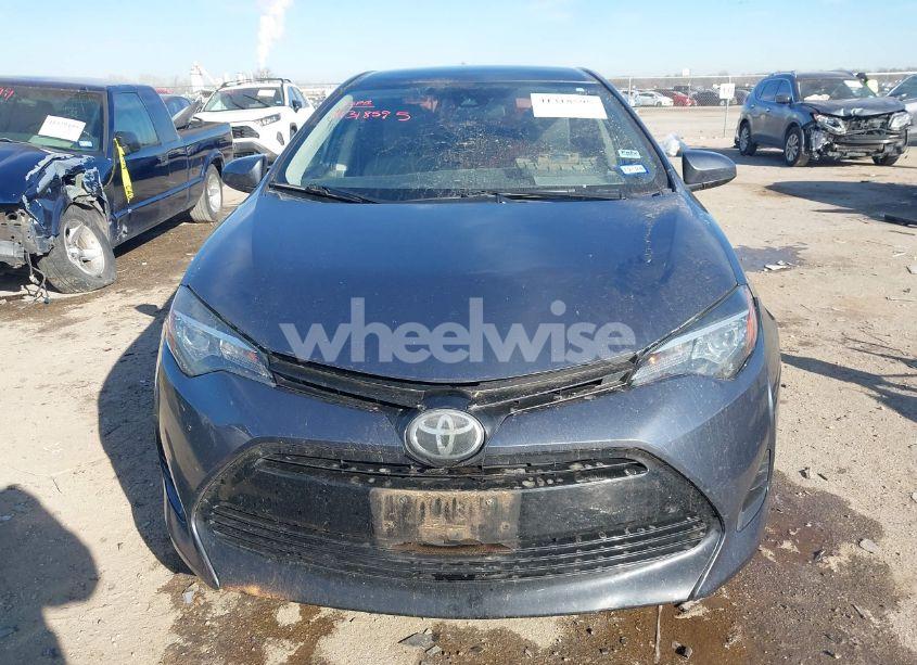 Photo 12 of 2019 Toyota Corolla LE (VIN 5YFBURHE0KP916557)