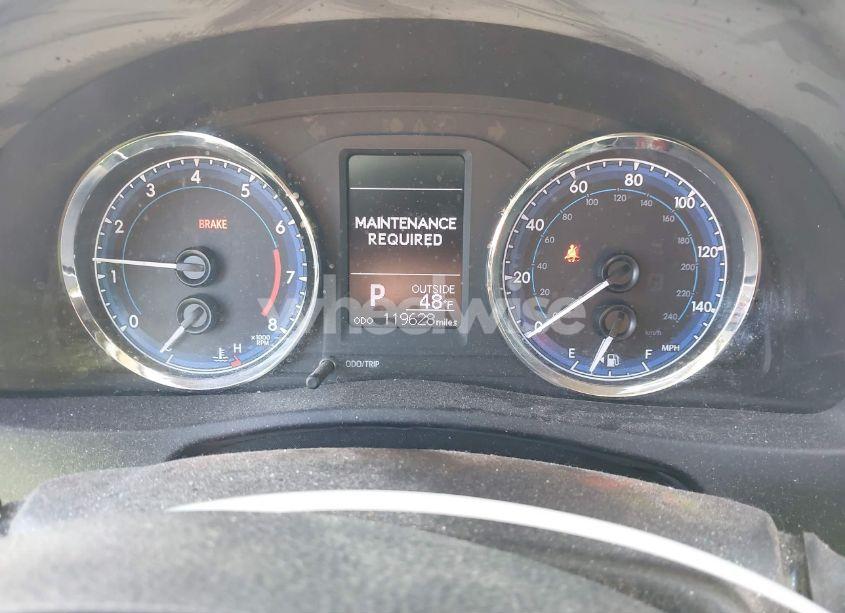 Photo 7 of 2019 Toyota Corolla LE (VIN 5YFBURHE0KP916557)