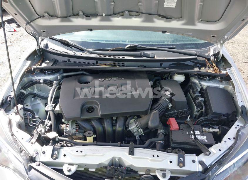 Photo 10 of 2019 Toyota Corolla LE (VIN 5YFBURHE0KP934170)