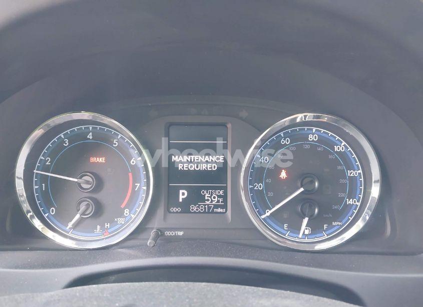 Photo 7 of 2019 Toyota Corolla LE (VIN 5YFBURHE0KP934170)