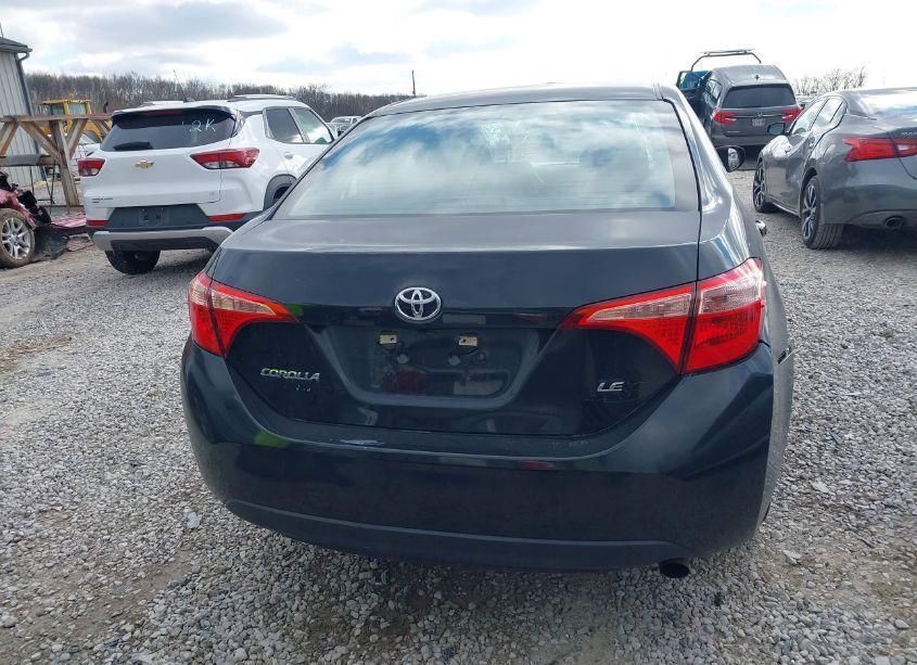 Photo 17 of 2019 Toyota Corolla LE (VIN 5YFBURHE0KP935089)