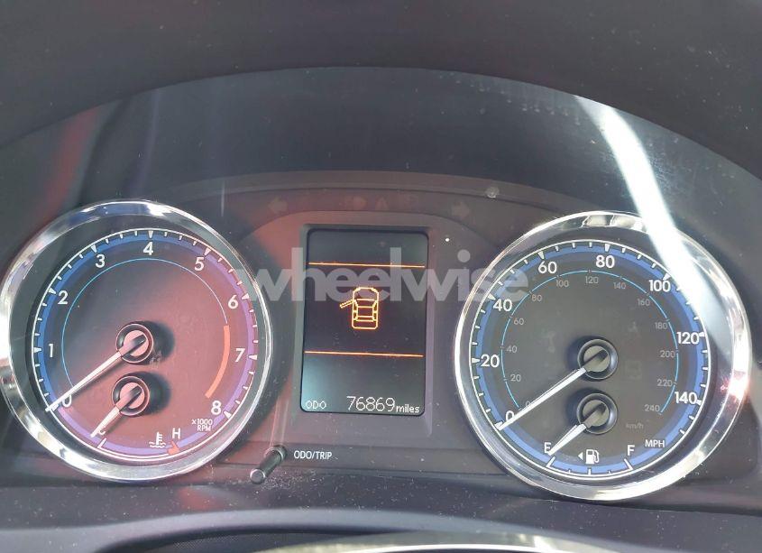 Photo 7 of 2019 Toyota Corolla LE (VIN 5YFBURHE0KP938641)