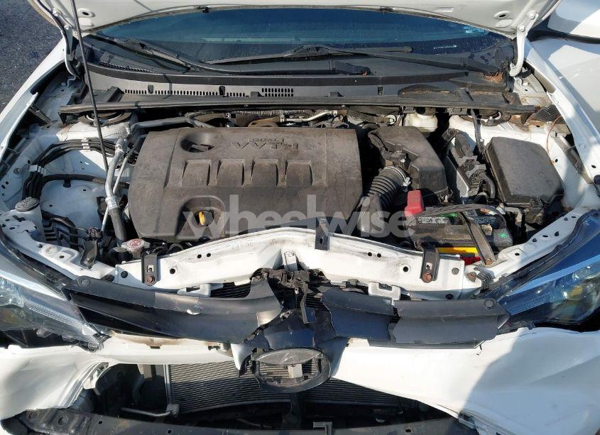 Photo 10 of 2019 Toyota Corolla LE (VIN 5YFBURHE0KP940096)