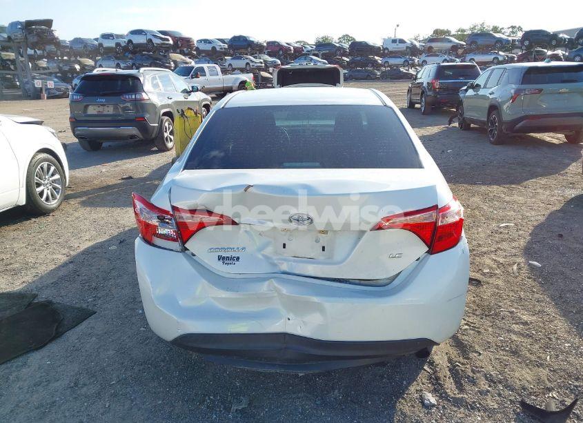 Photo 16 of 2019 Toyota Corolla LE (VIN 5YFBURHE0KP940096)