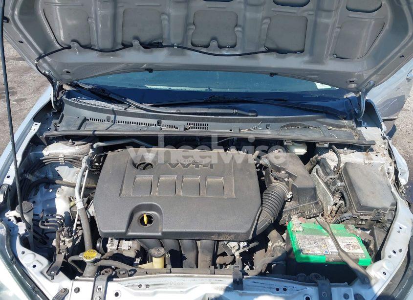 Photo 10 of 2014 Toyota Corolla LE (VIN 5YFBURHE1EP003942)