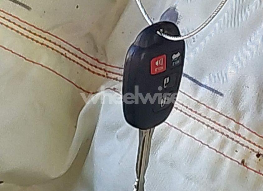 Photo 11 of 2014 Toyota Corolla LE (VIN 5YFBURHE1EP003942)