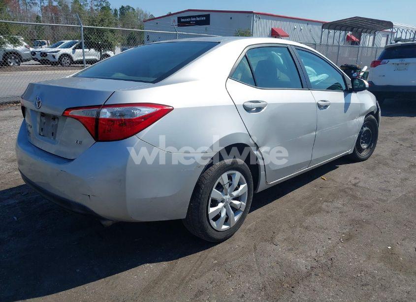 Photo 4 of 2014 Toyota Corolla LE (VIN 5YFBURHE1EP003942)