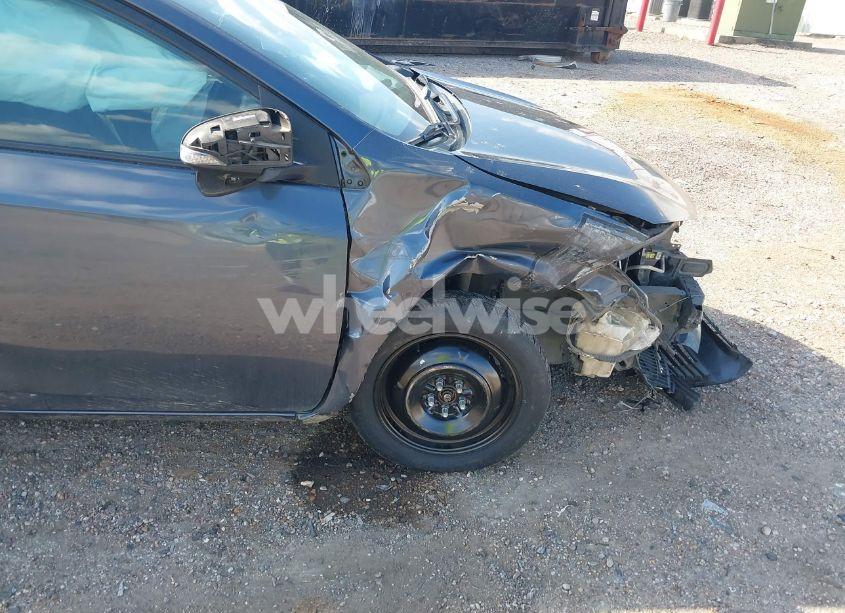 Photo 12 of 2014 Toyota Corolla L/LE/LE PLS/PRM/S/S PLS (VIN 5YFBURHE1EP005027)