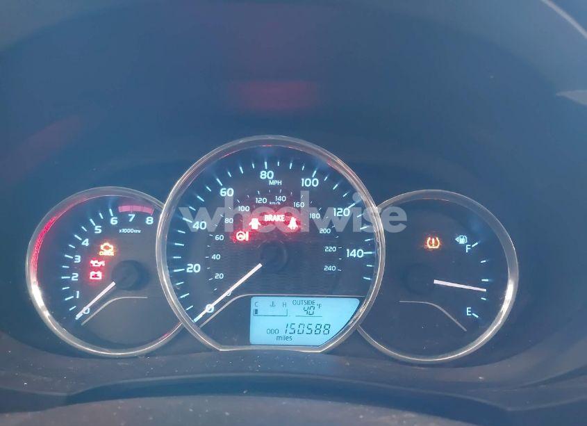 Photo 7 of 2014 Toyota Corolla LE (VIN 5YFBURHE1EP011524)