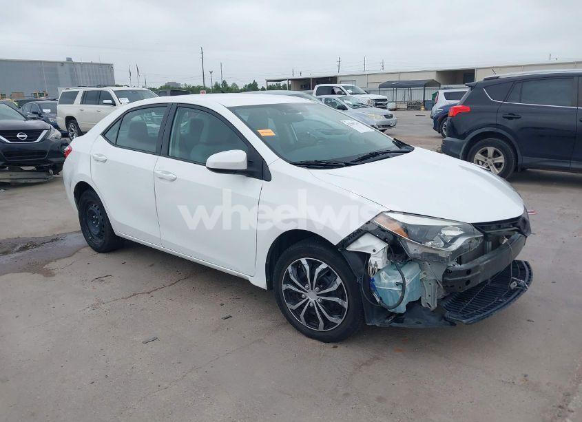 2014 Toyota Corolla LE (VIN 5YFBURHE1EP057063) main photo