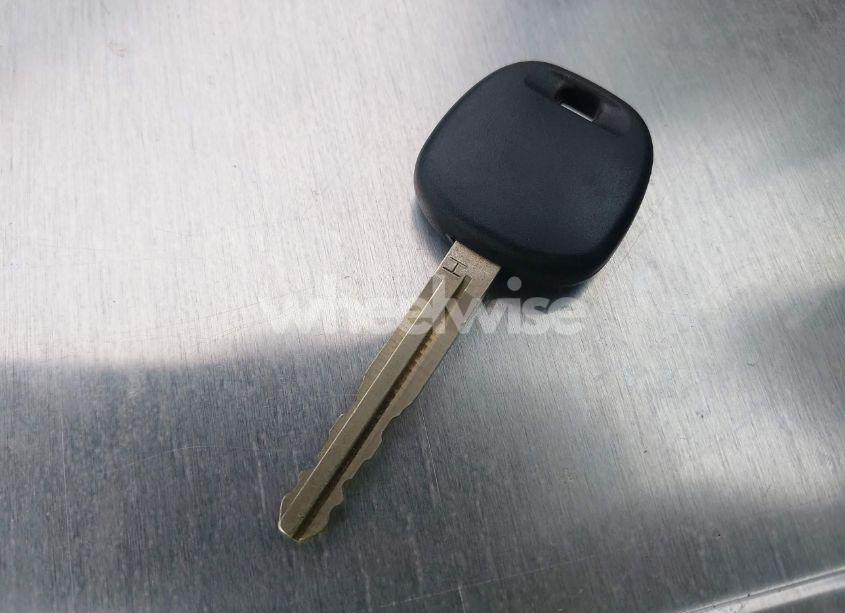 Photo 11 of 2014 Toyota Corolla LE (VIN 5YFBURHE1EP057063)