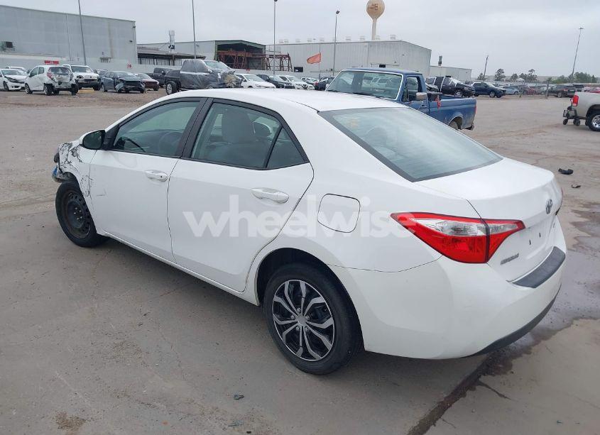 Photo 3 of 2014 Toyota Corolla LE (VIN 5YFBURHE1EP057063)