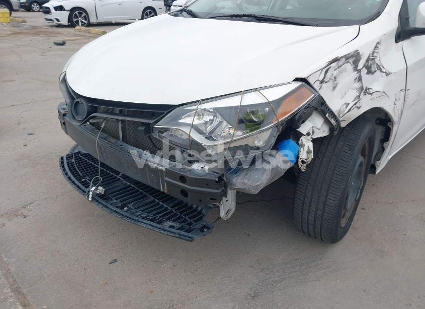 Photo 6 of 2014 Toyota Corolla LE (VIN 5YFBURHE1EP057063)