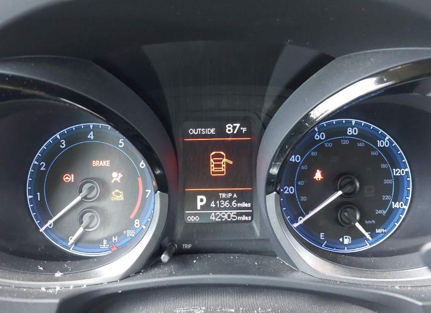 Photo 7 of 2014 Toyota Corolla (VIN 5YFBURHE1EP060836)