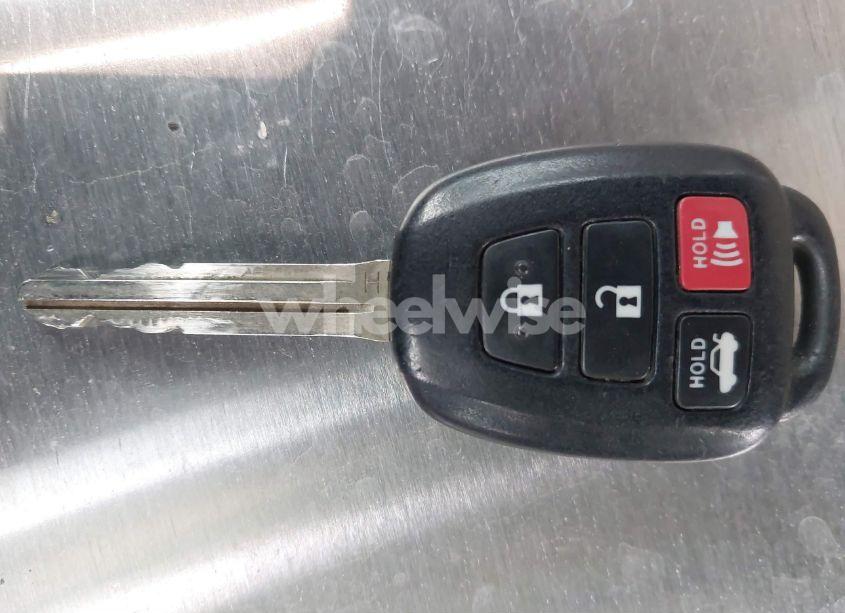 Photo 11 of 2014 Toyota Corolla S PLUS (VIN 5YFBURHE1EP064725)