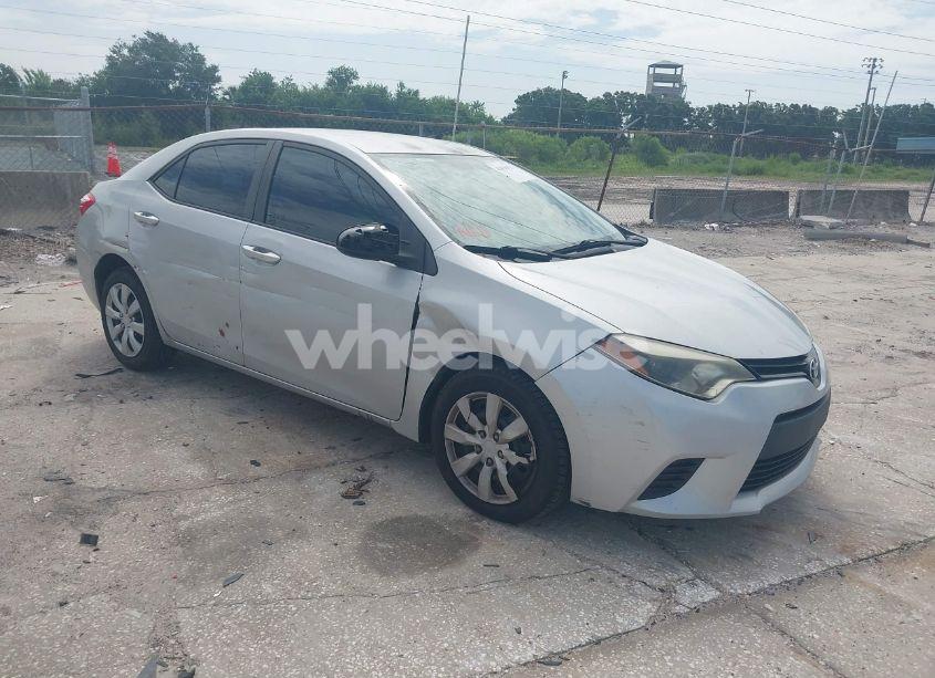 2014 Toyota Corolla LE (VIN 5YFBURHE1EP076275) main photo