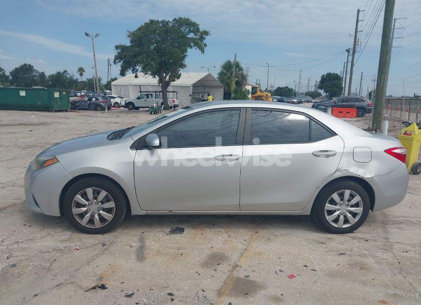 Photo 14 of 2014 Toyota Corolla LE (VIN 5YFBURHE1EP076275)