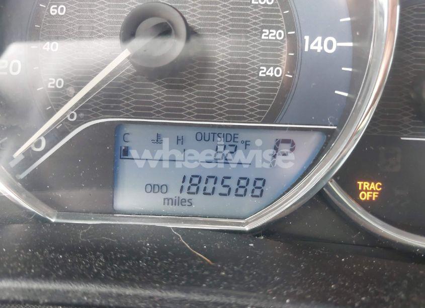 Photo 15 of 2014 Toyota Corolla LE (VIN 5YFBURHE1EP076275)