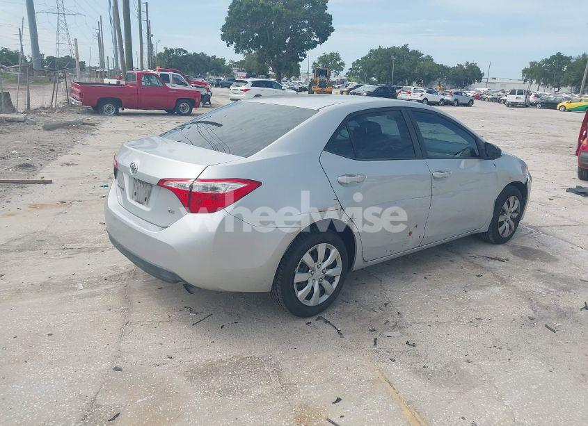 Photo 4 of 2014 Toyota Corolla LE (VIN 5YFBURHE1EP076275)